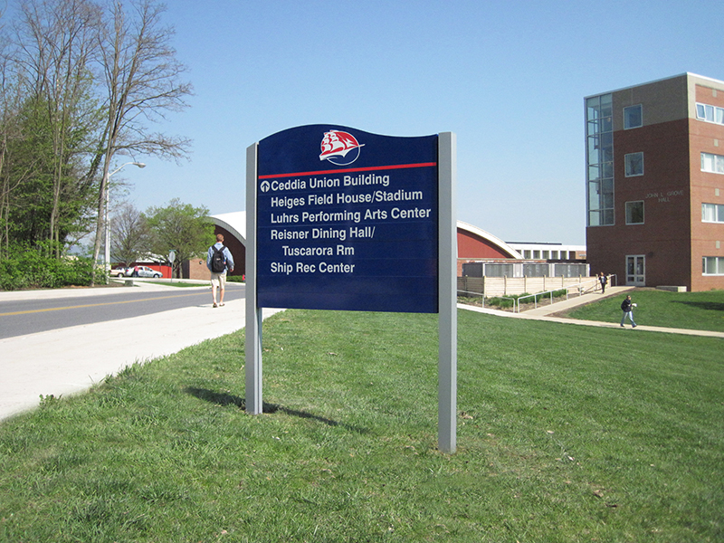 exterior university campus wayfinding signage 2