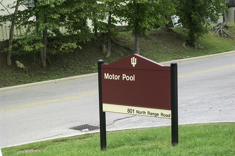 directional wayfinding exterior university sign